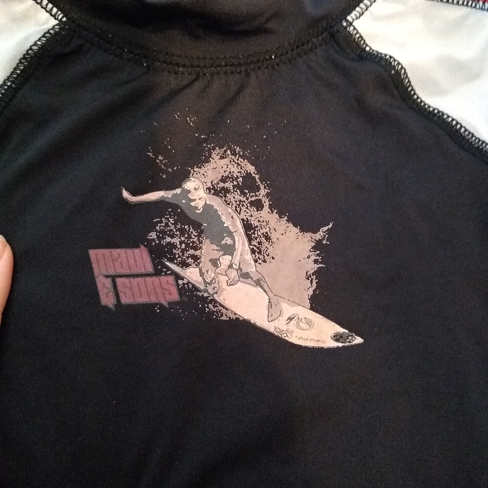 Boys Rash Guard - Picture 2 of 3